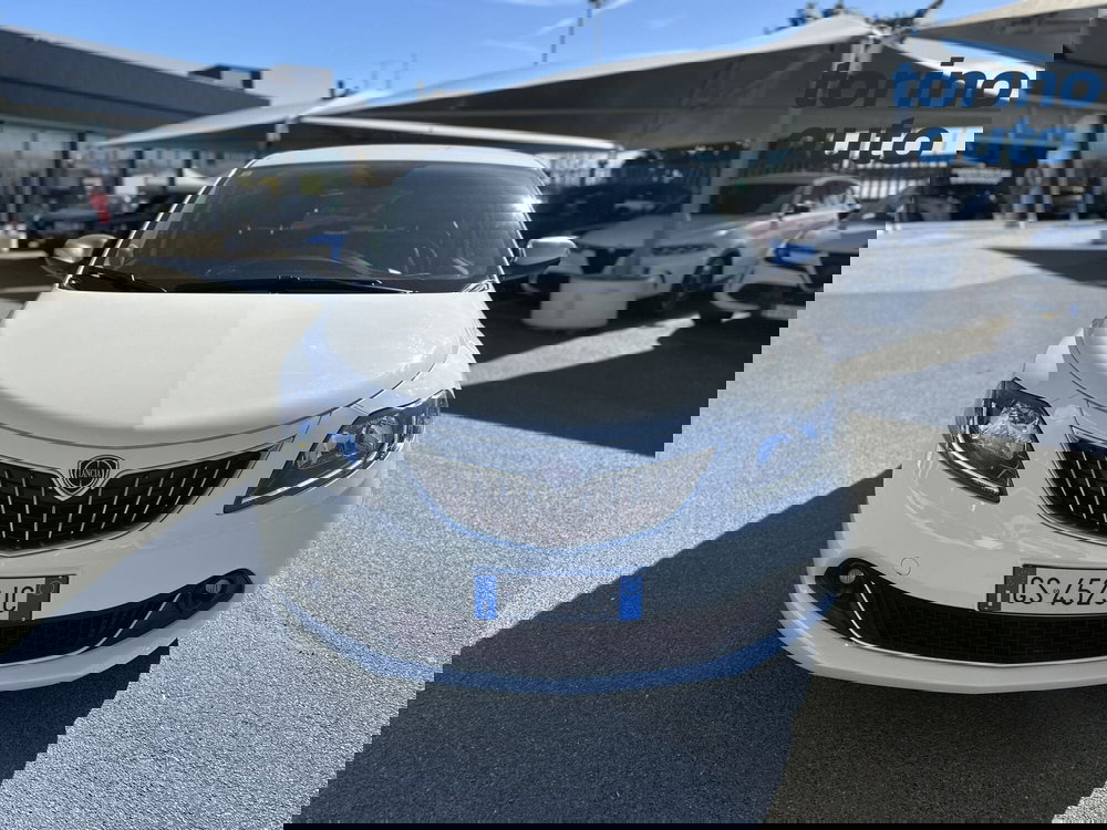 Lancia Ypsilon usata a Torino (2)