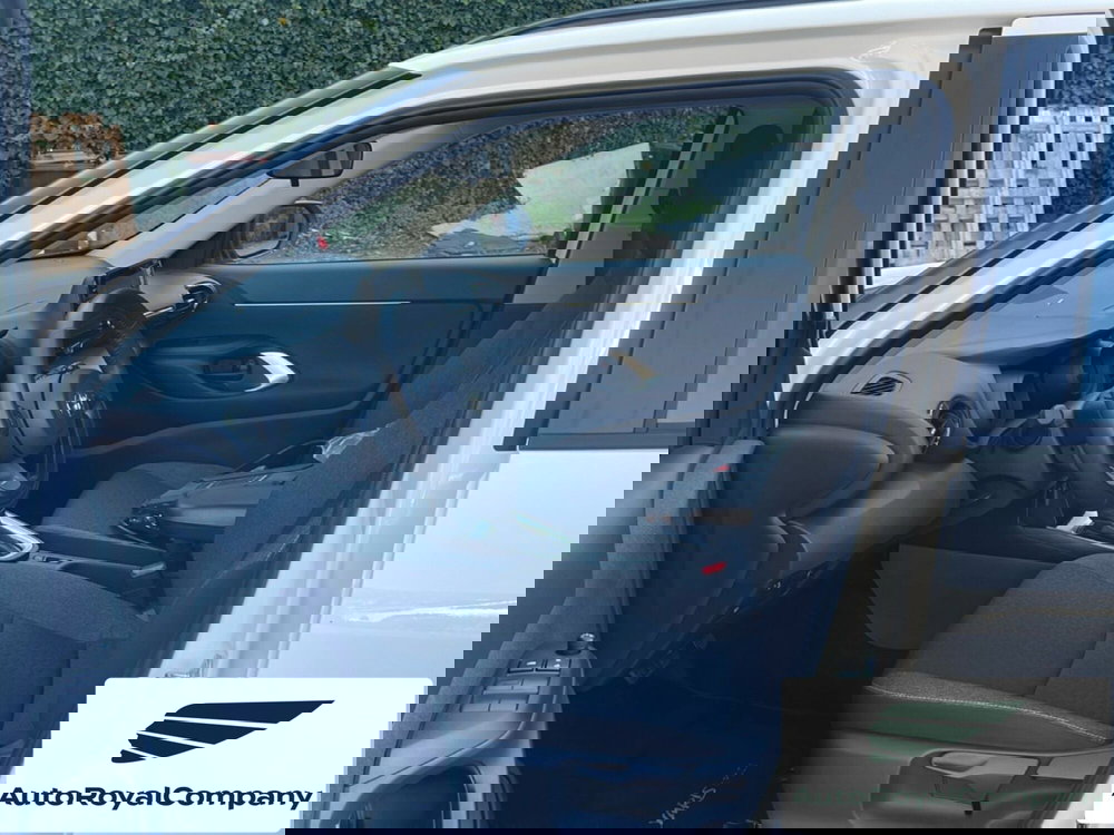 Toyota Yaris Cross usata a Roma (10)