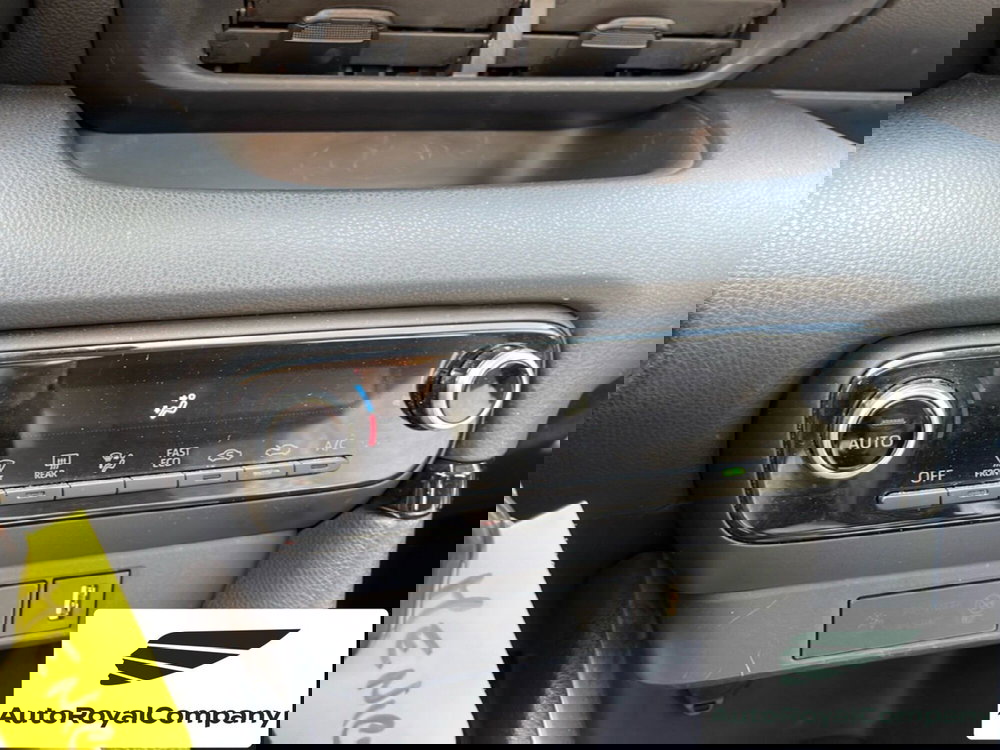 Toyota Yaris usata a Roma (16)