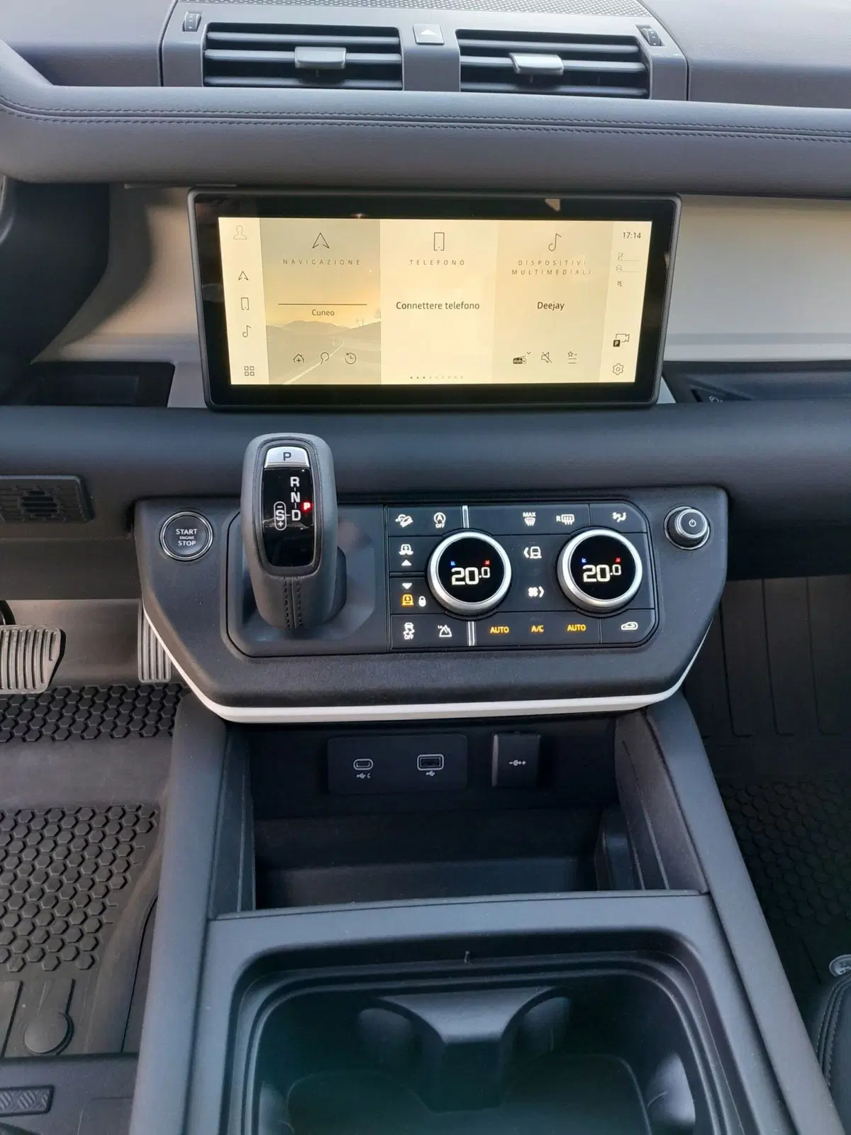 Land Rover Defender usata a Cuneo (13)