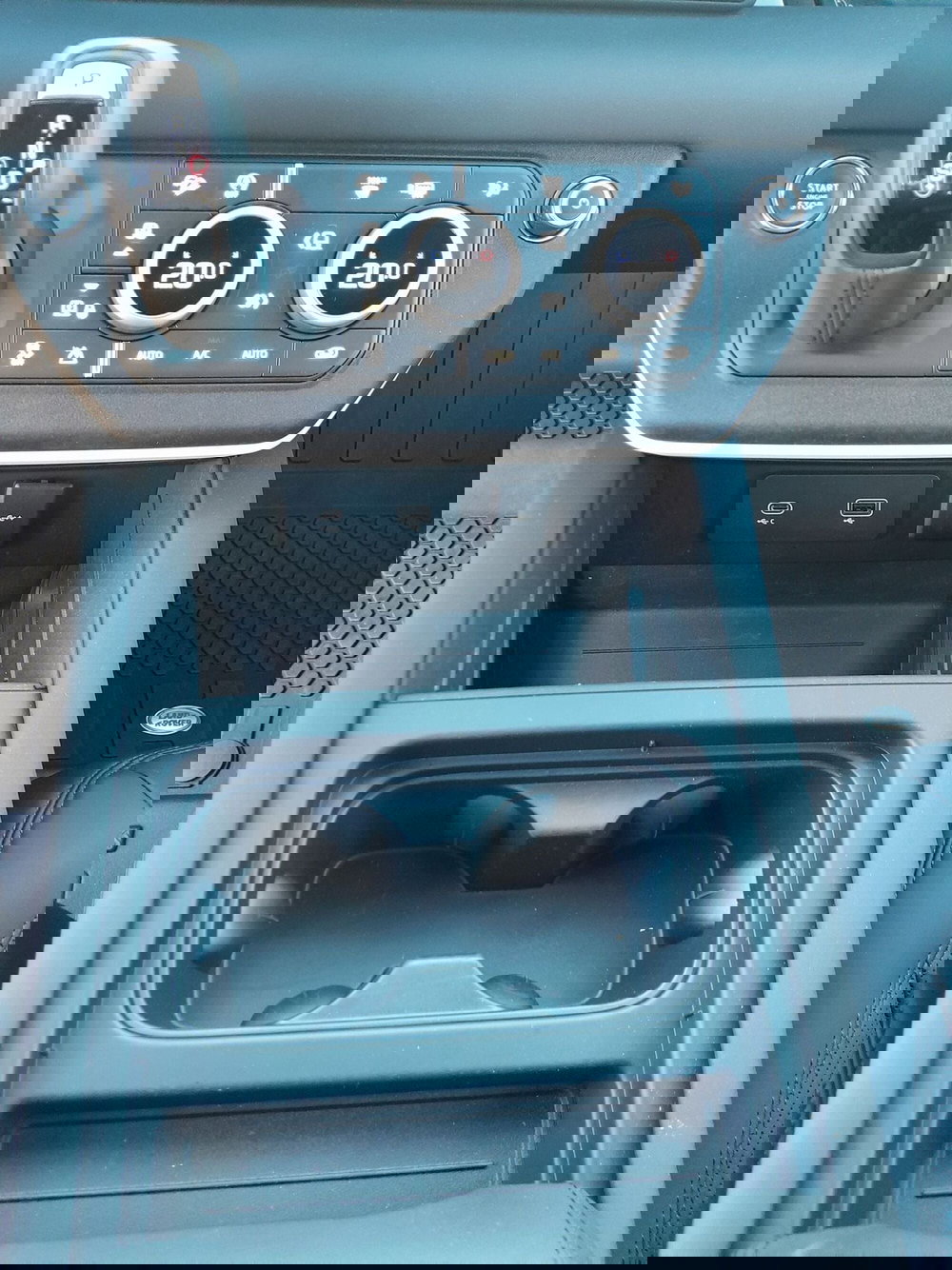 Land Rover Defender usata a Cuneo (14)