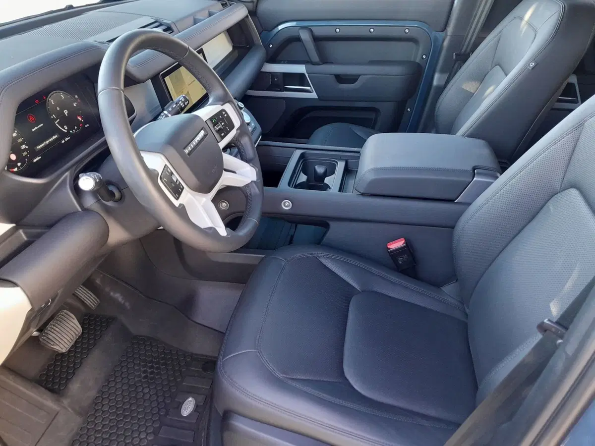 Land Rover Defender usata a Cuneo (19)