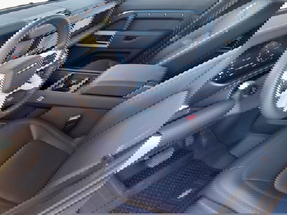 Land Rover Defender usata a Cuneo (19)