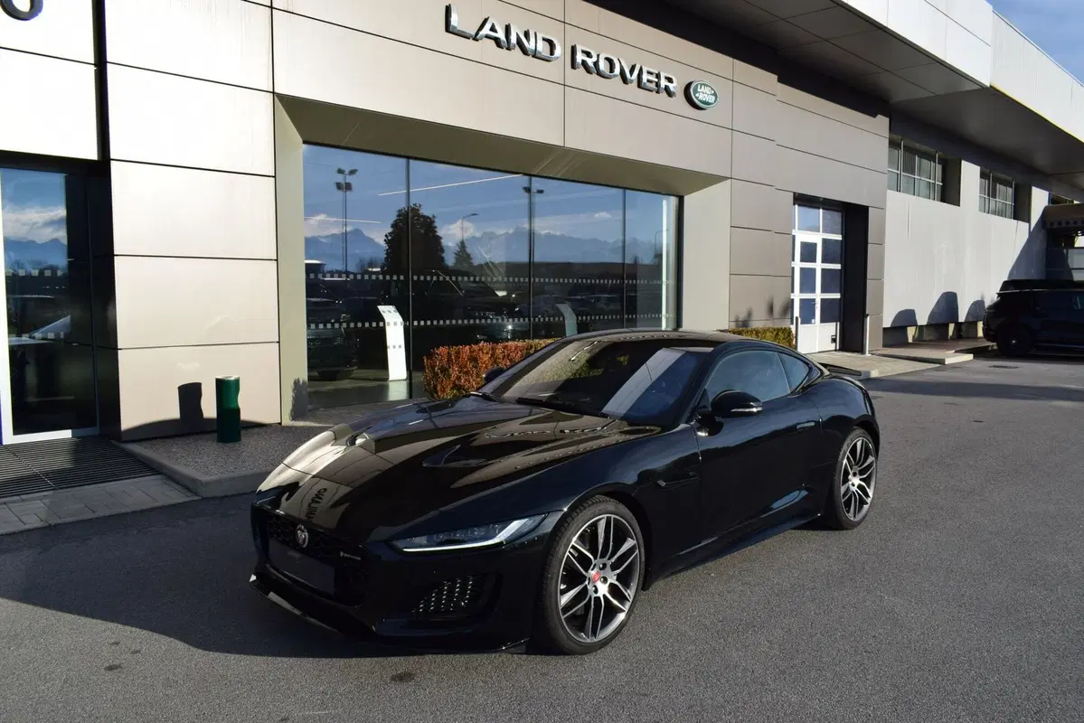 Jaguar F-Type Coupé usata a Cuneo