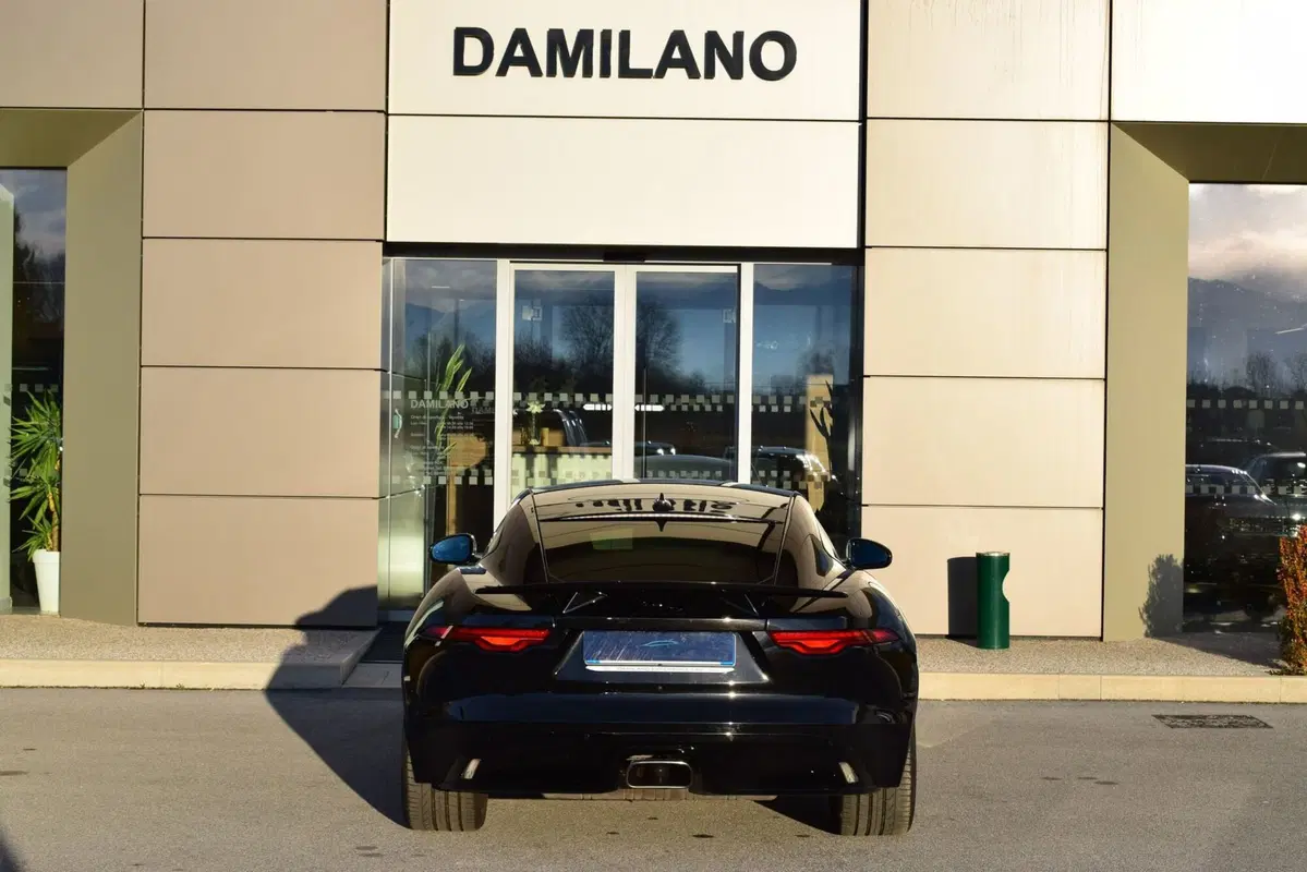 Jaguar F-Type Coupé usata a Cuneo (7)