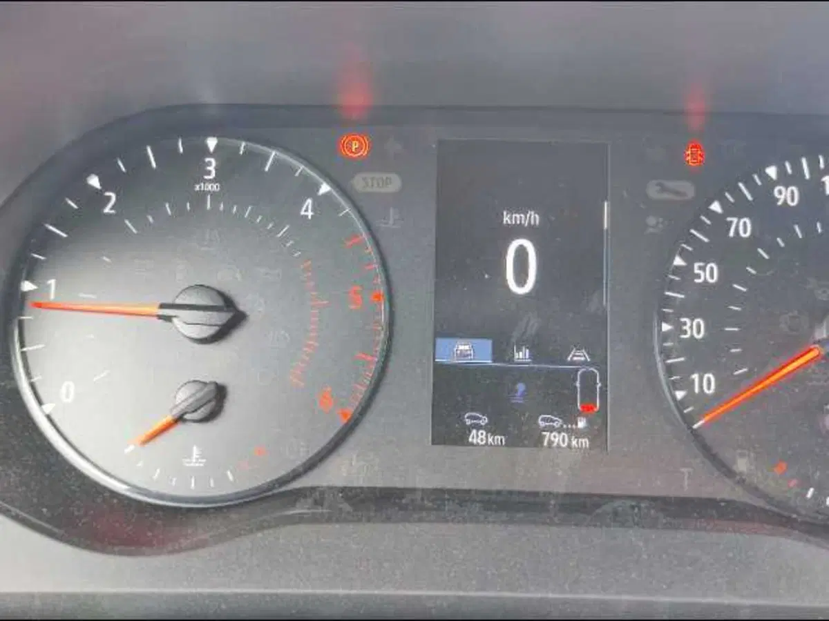 Renault Kangoo Furgone usata a Roma (9)
