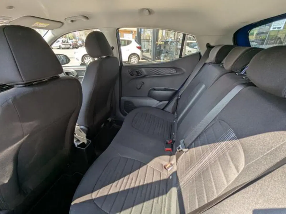 Hyundai i10 usata a Parma (10)