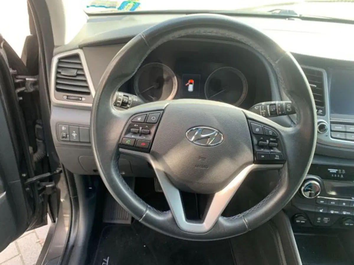 Hyundai Tucson usata a Parma (10)