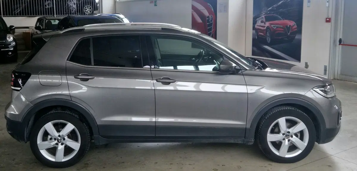 Volkswagen T-Cross usata a Terni (6)