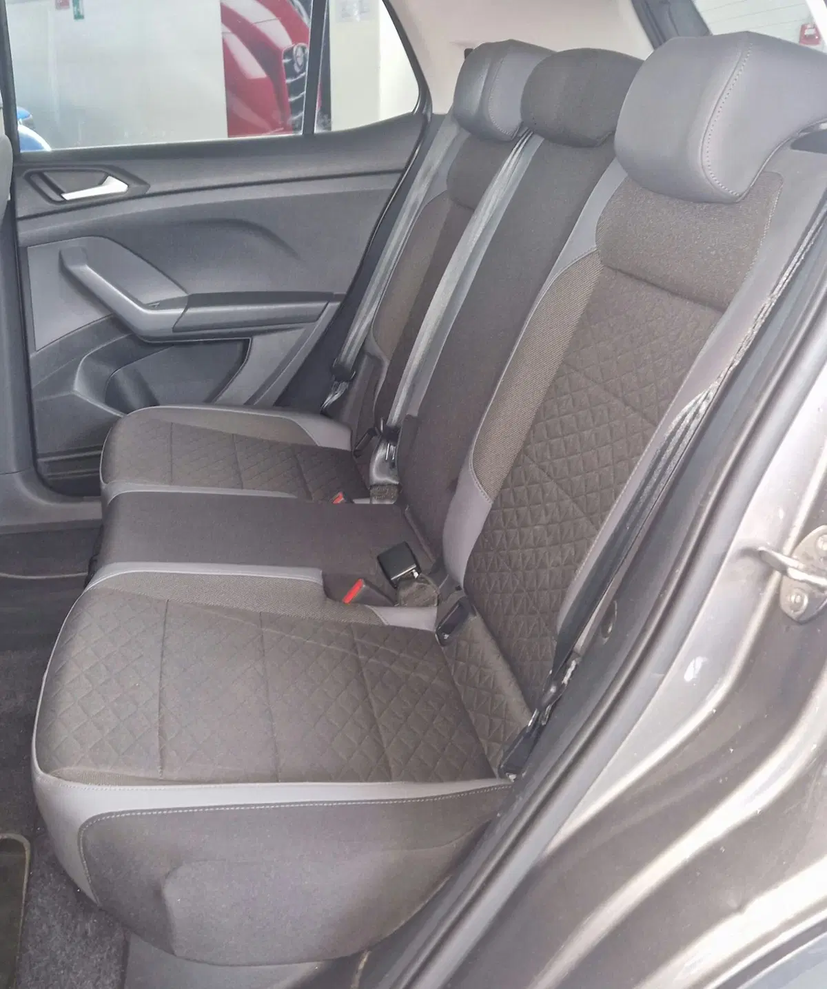 Volkswagen T-Cross usata a Terni (9)