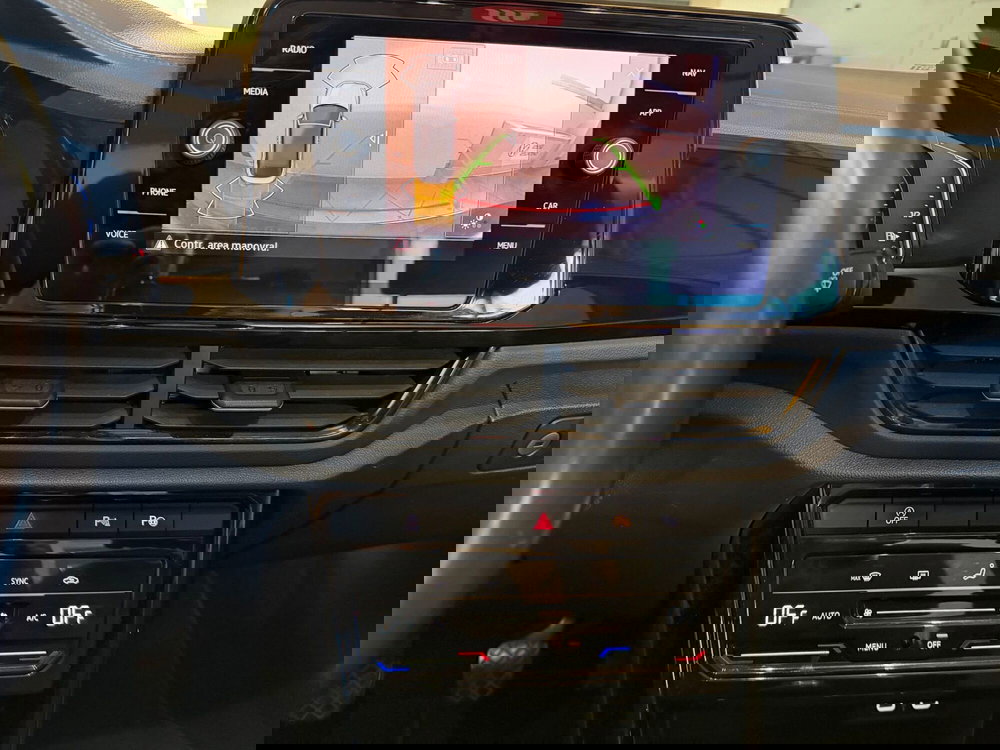 Volkswagen T-Roc Cabrio usata a Genova (16)