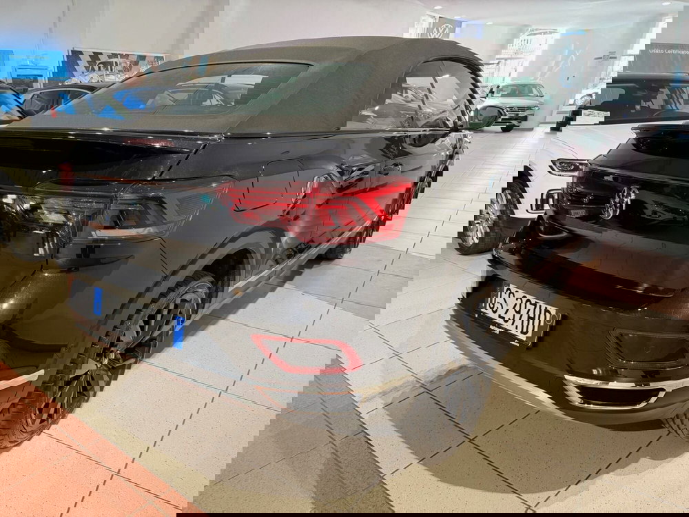 Volkswagen T-Roc Cabrio usata a Genova (5)