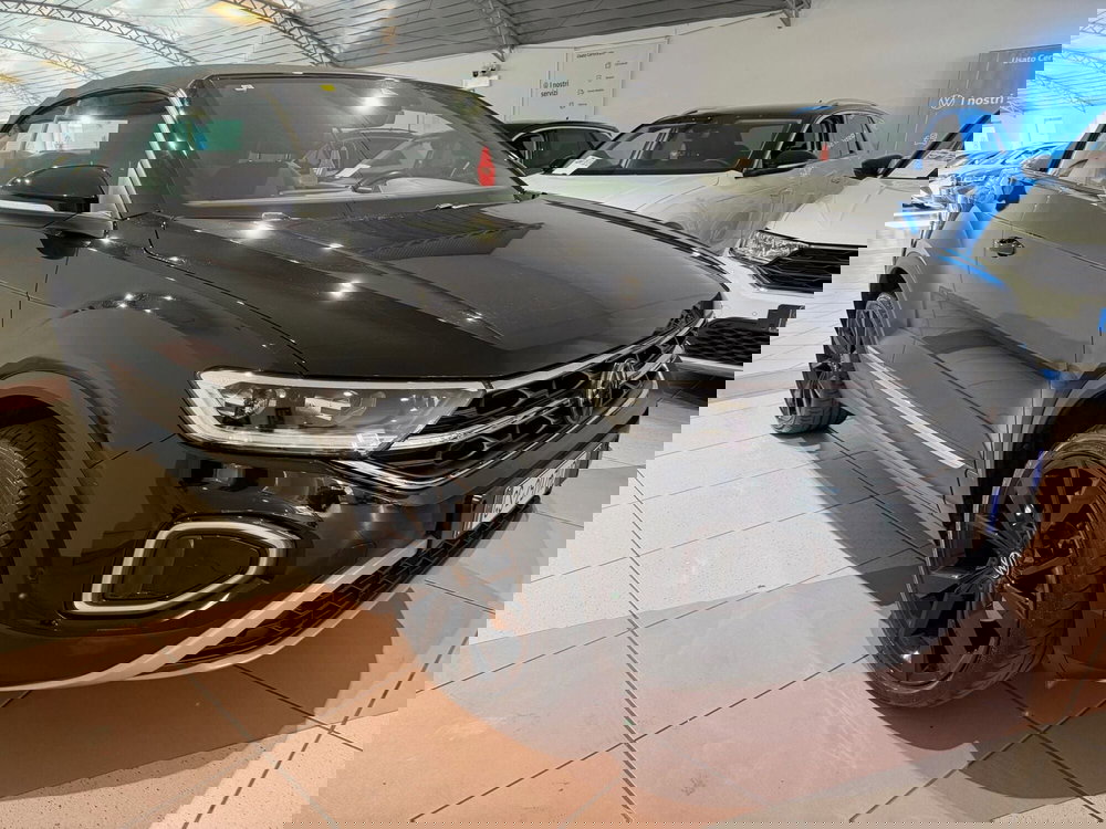 Volkswagen T-Roc Cabrio usata a Genova (6)