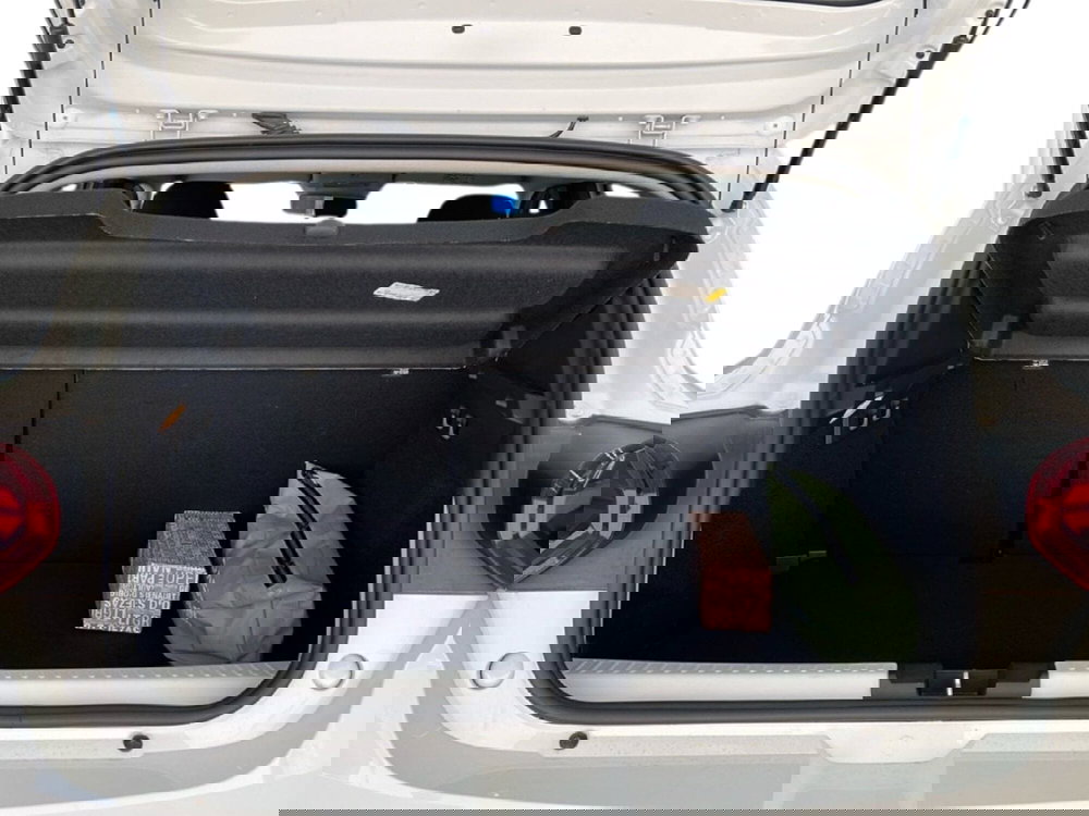 Dacia Sandero usata a Roma (10)