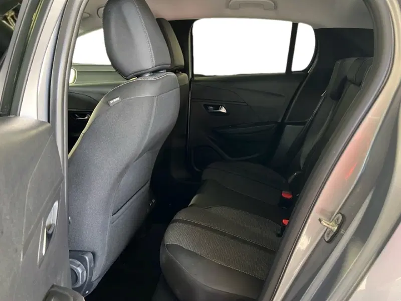 Peugeot 208 usata a Roma (11)