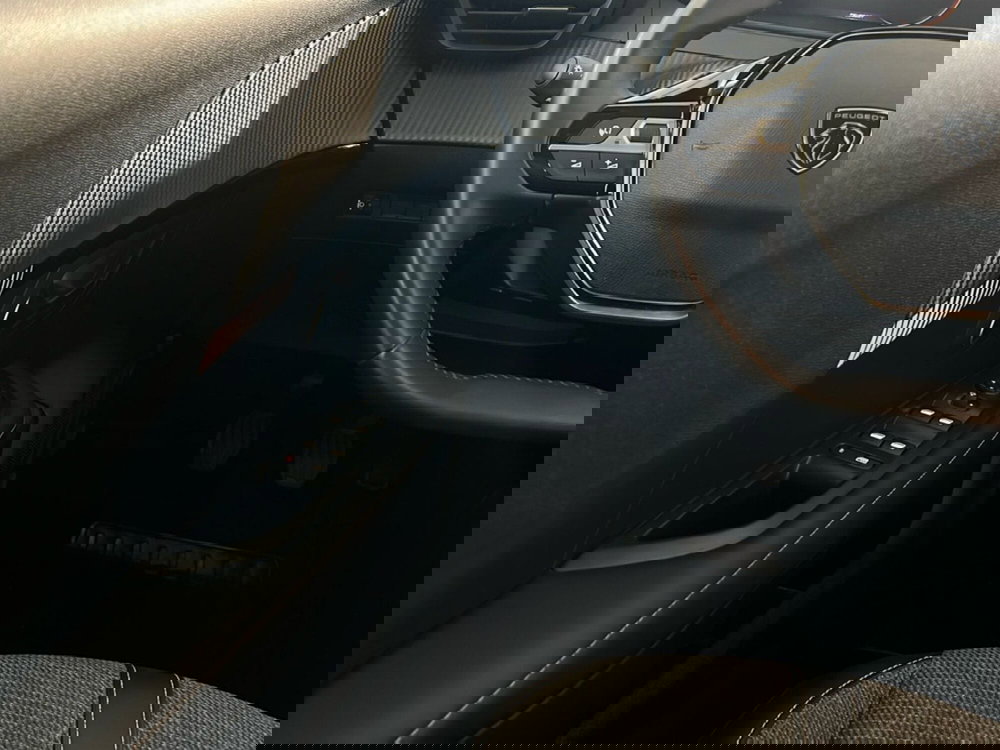 Peugeot 208 usata a Roma (19)