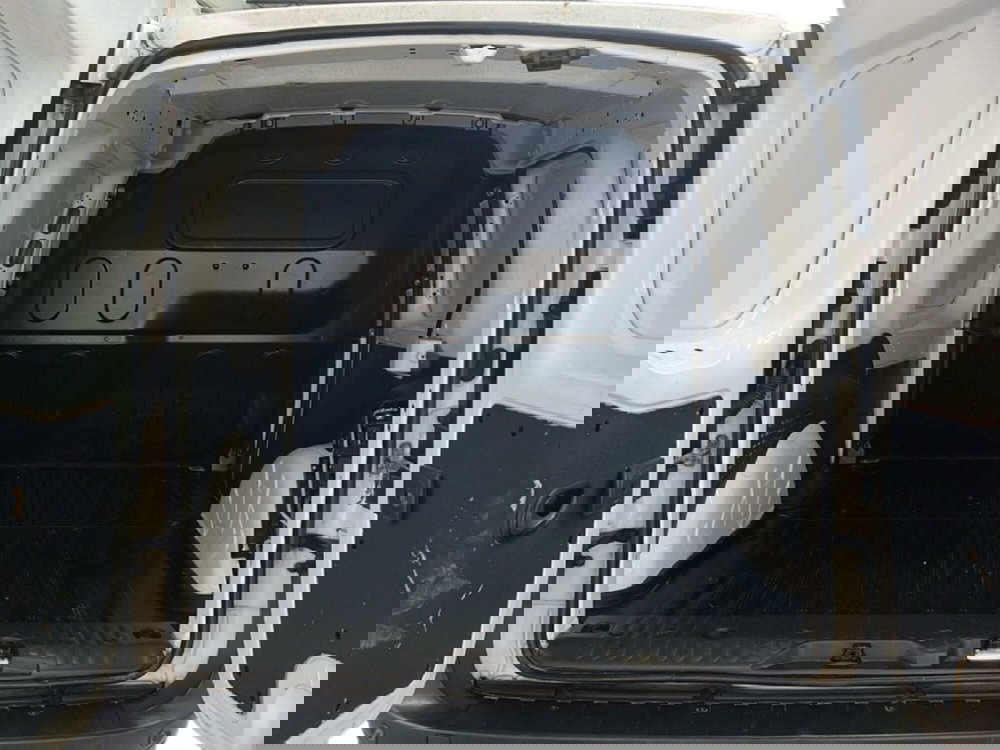 Renault Kangoo usata a Roma (10)