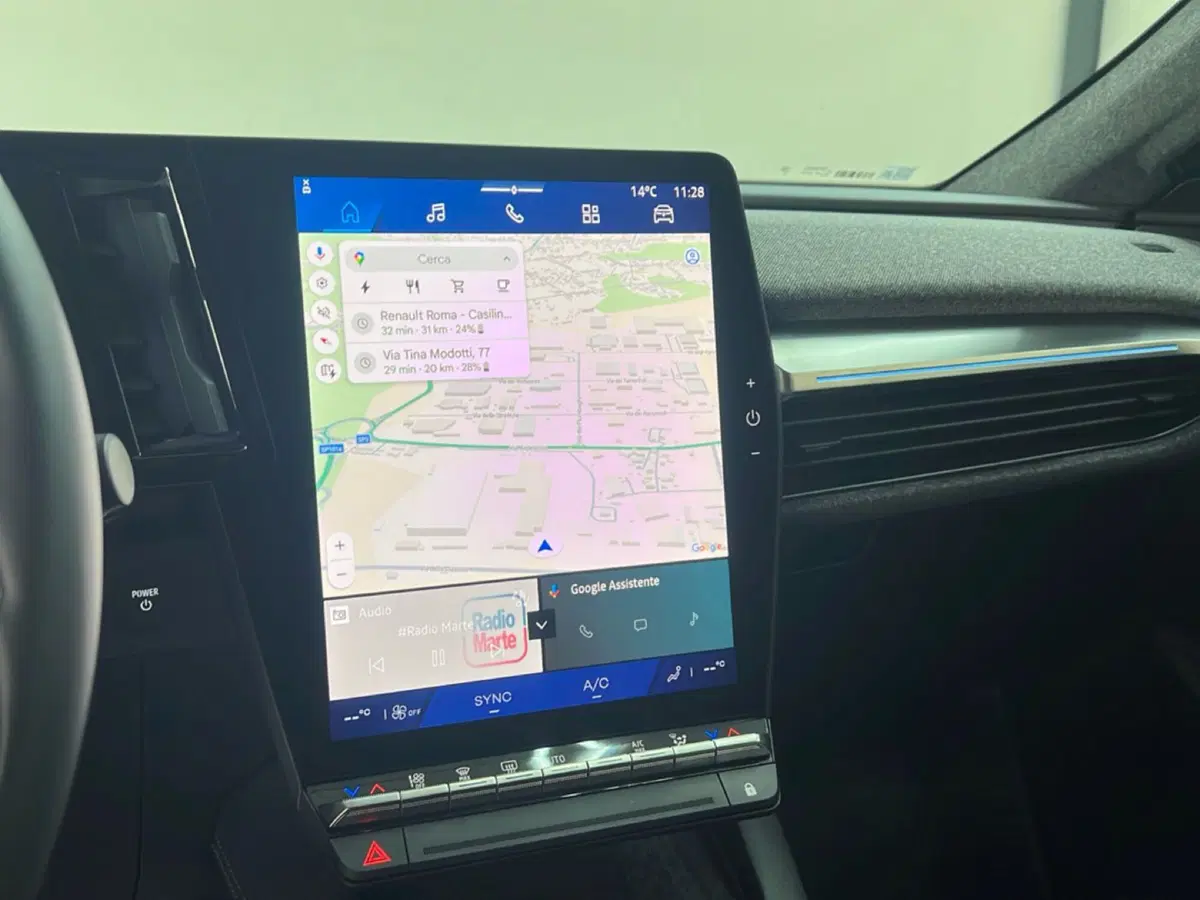 Renault Scenic E-Tech Electric usata a Roma (18)