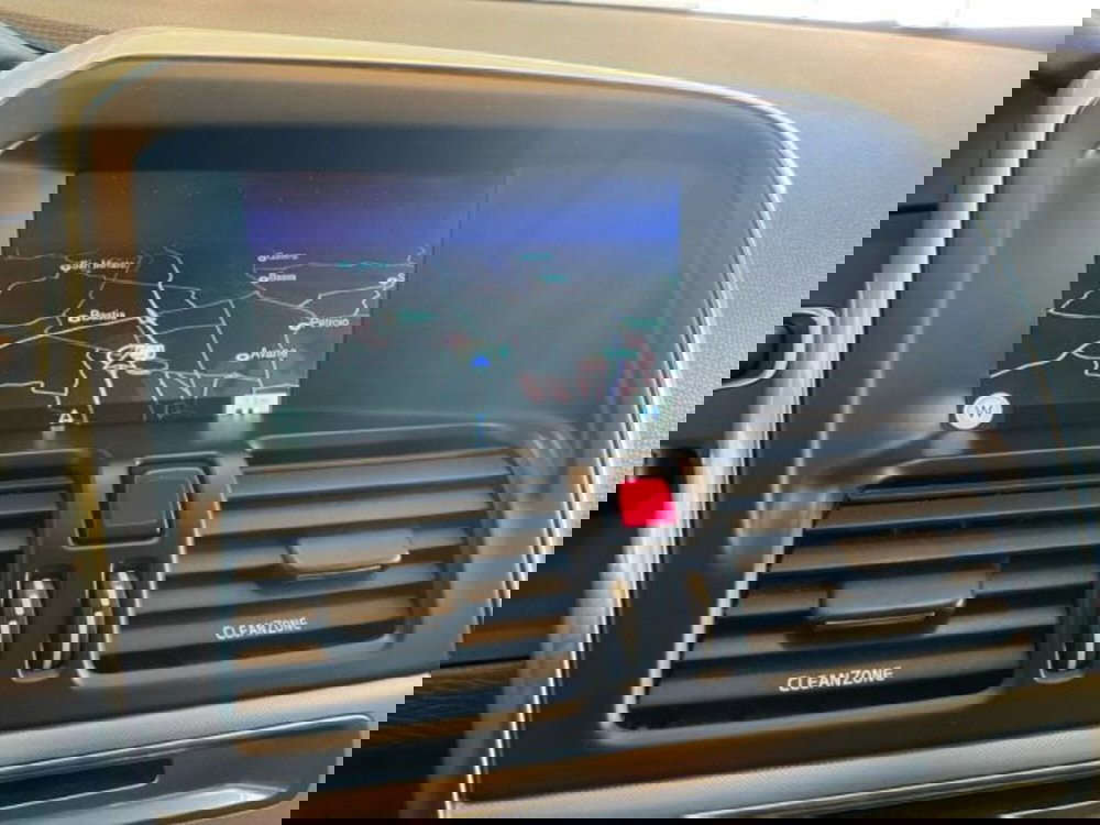 Volvo XC60 usata a Livorno (19)