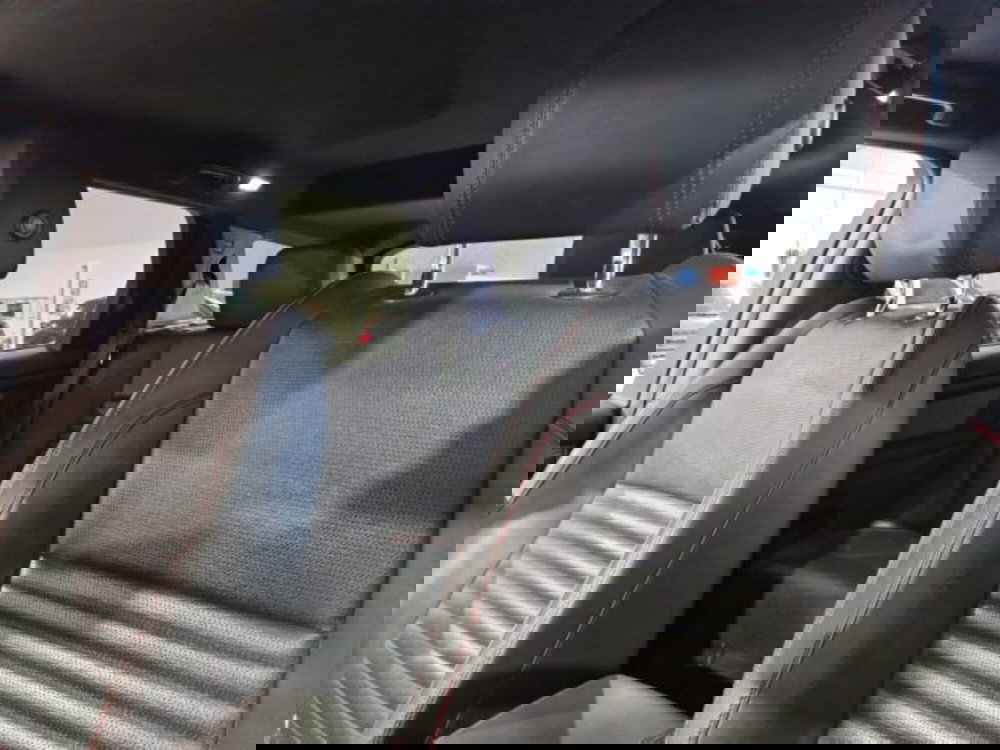 Land Rover Discovery Sport usata a Livorno (14)