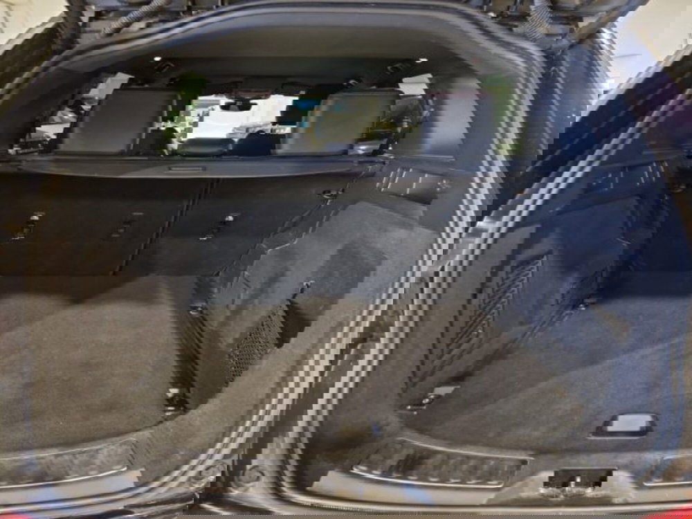 Land Rover Discovery Sport usata a Livorno (19)