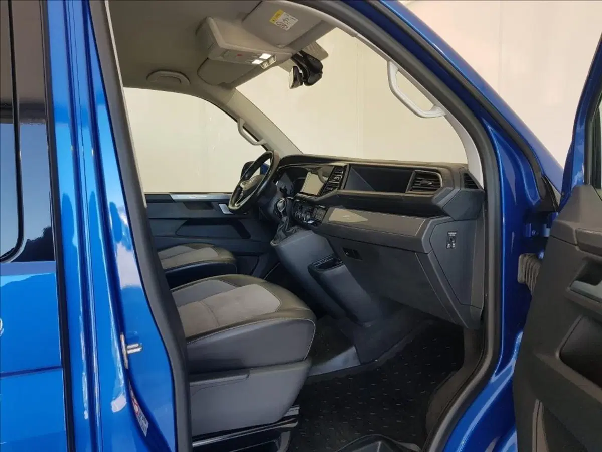 Volkswagen Multivan usata a Lucca (10)