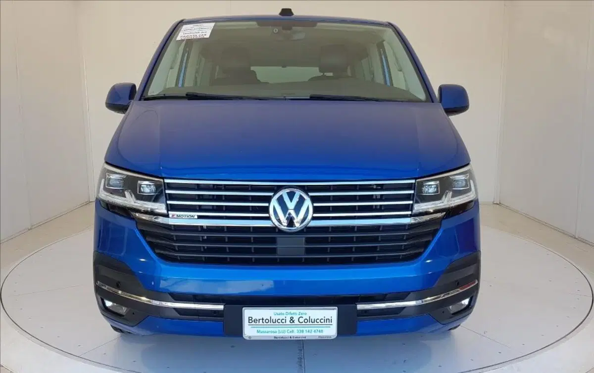 Volkswagen Multivan usata a Lucca (2)