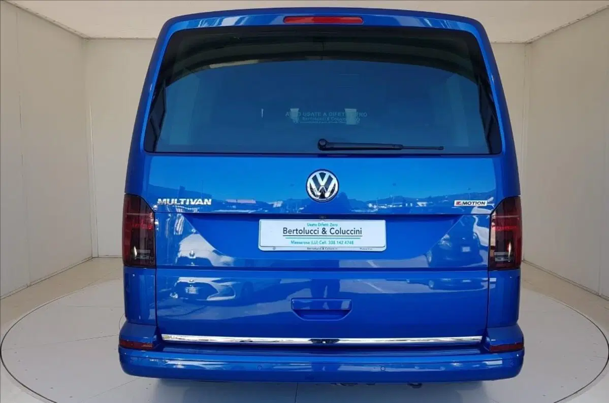 Volkswagen Multivan usata a Lucca (5)