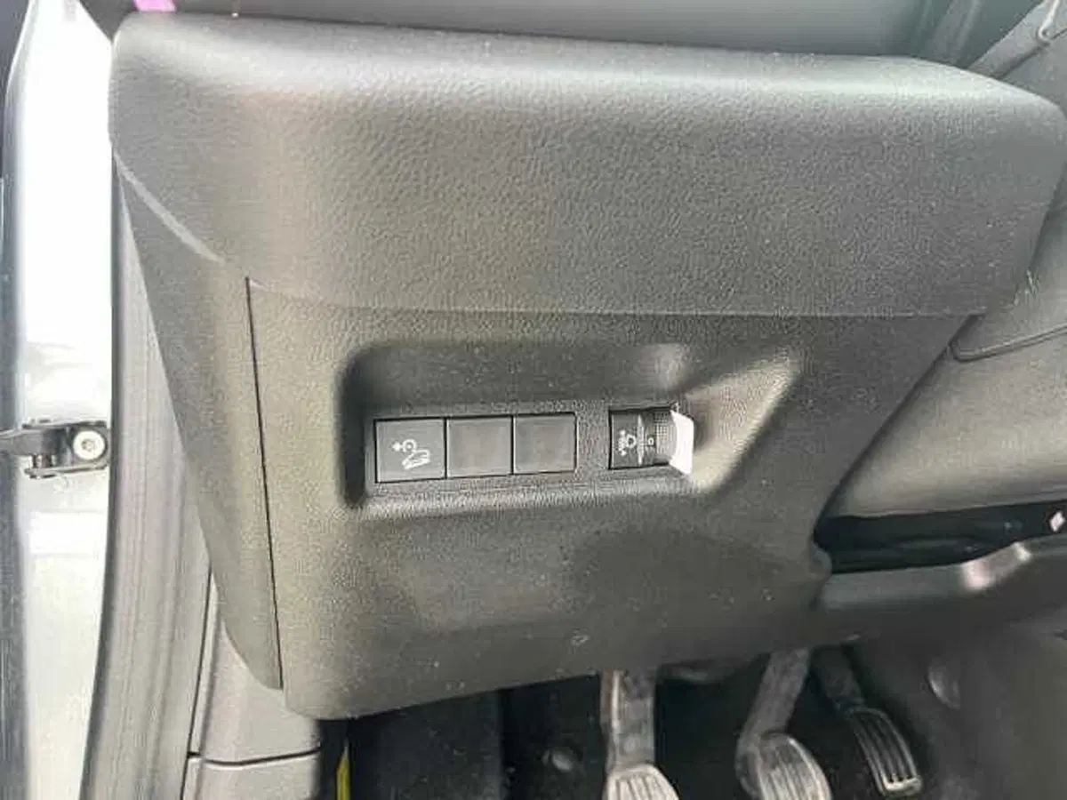 Jeep Avenger usata a Ravenna (17)