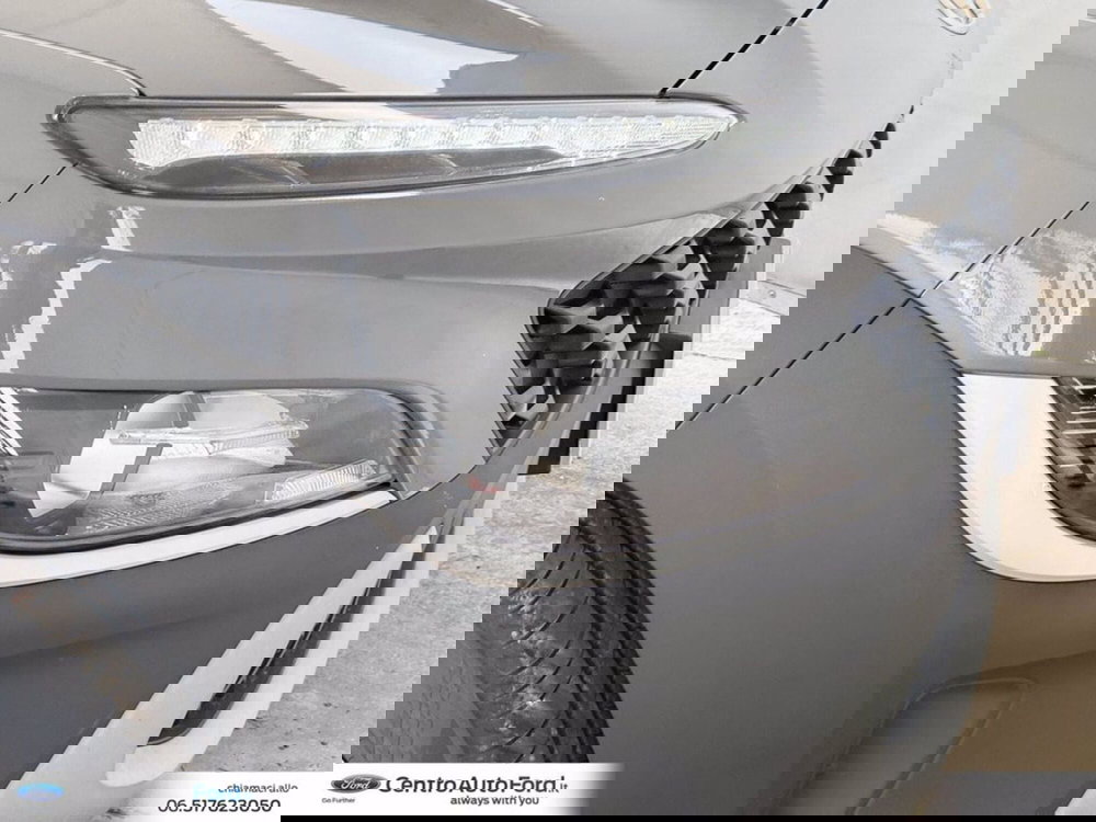 Hyundai Kona usata a Roma (13)