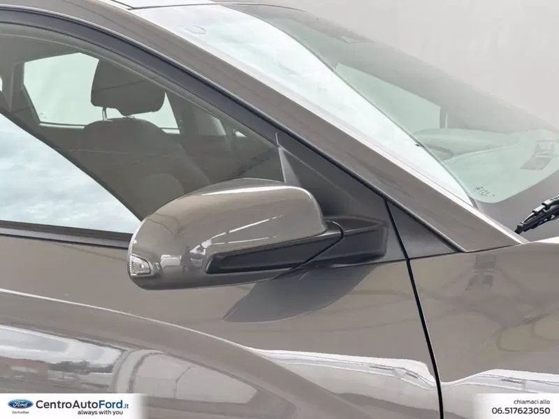 Hyundai Kona usata a Roma (15)