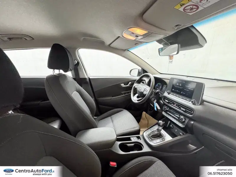 Hyundai Kona usata a Roma (6)