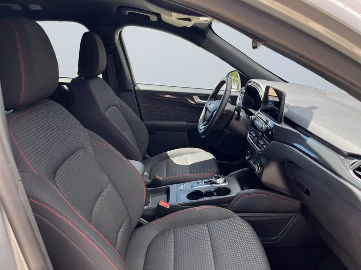 Ford Kuga usata a Milano (16)