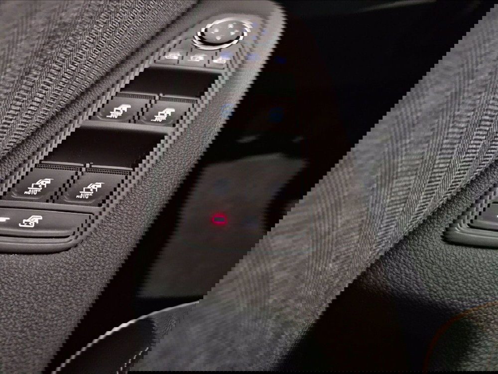 Renault Clio usata a Palermo (14)