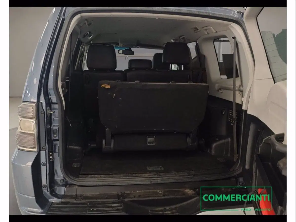 Mitsubishi Pajero usata a Catania (12)