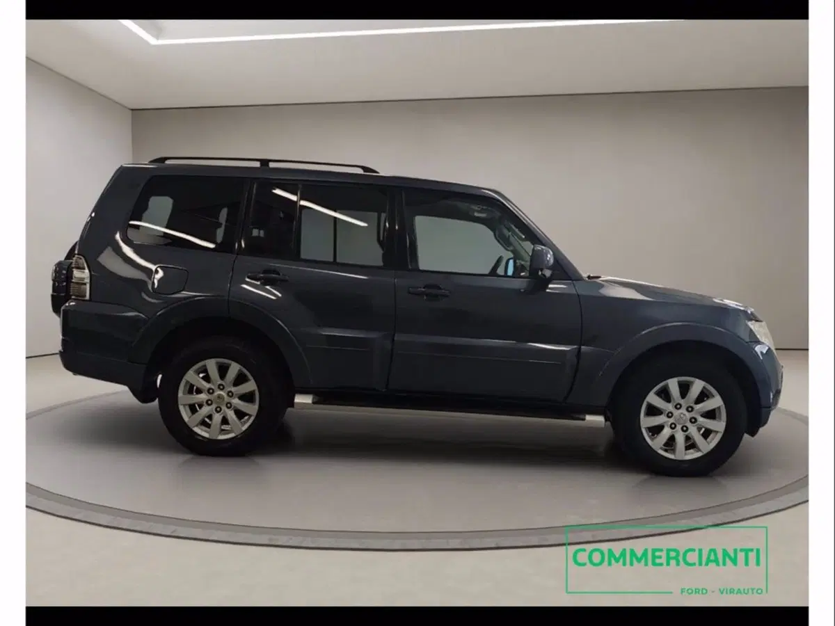 Mitsubishi Pajero usata a Catania (7)