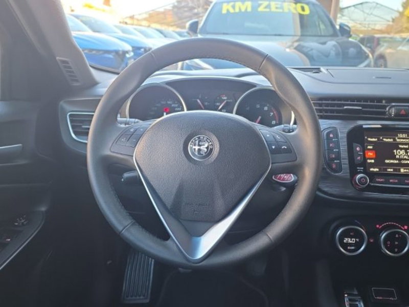 Alfa Romeo Giulietta usata a Monza e Brianza (9)