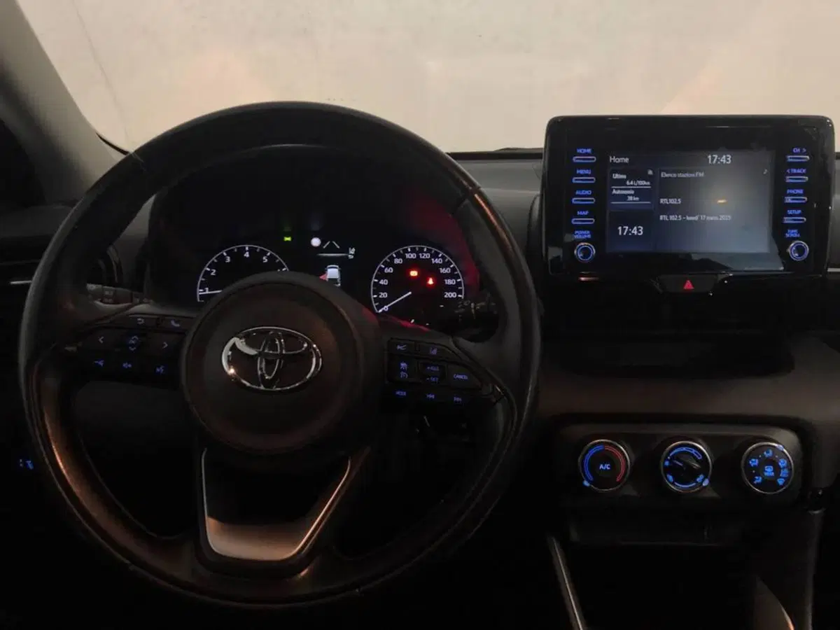 Toyota Yaris usata a Torino (10)
