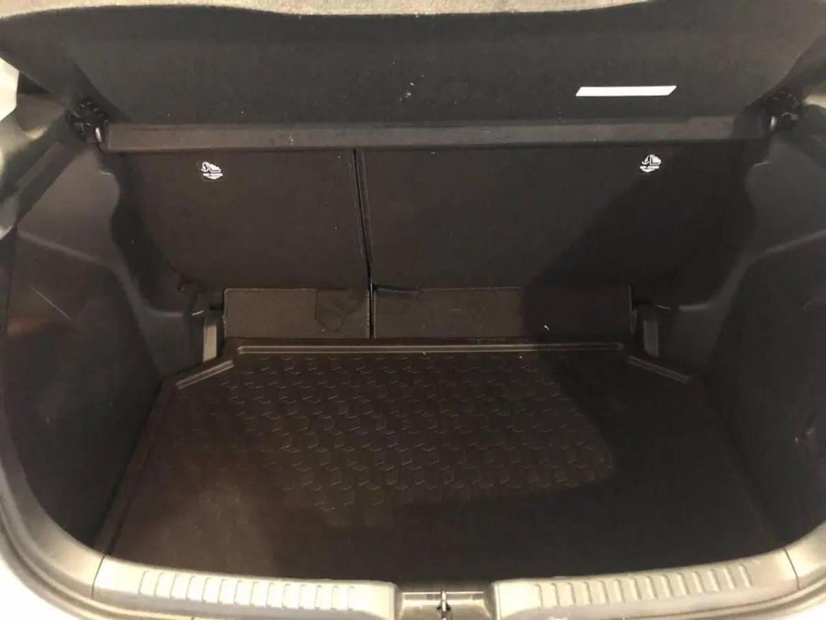 Toyota Yaris usata a Torino (15)