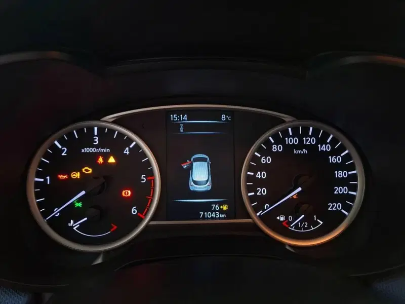 Nissan Micra usata a Torino (7)