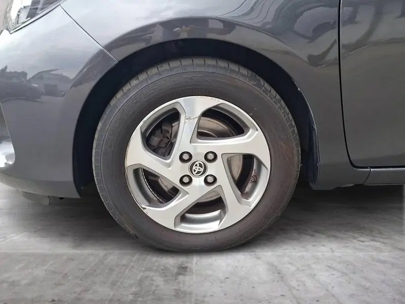 Toyota Yaris usata a Torino (8)