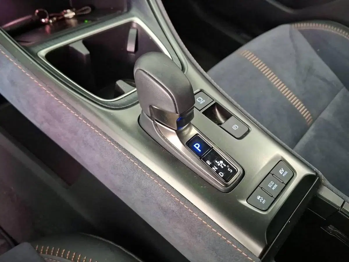 Lexus LBX usata a Torino (10)