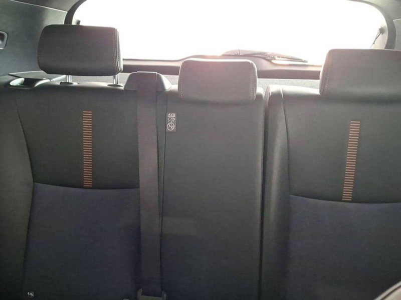 Lexus LBX usata a Torino (13)