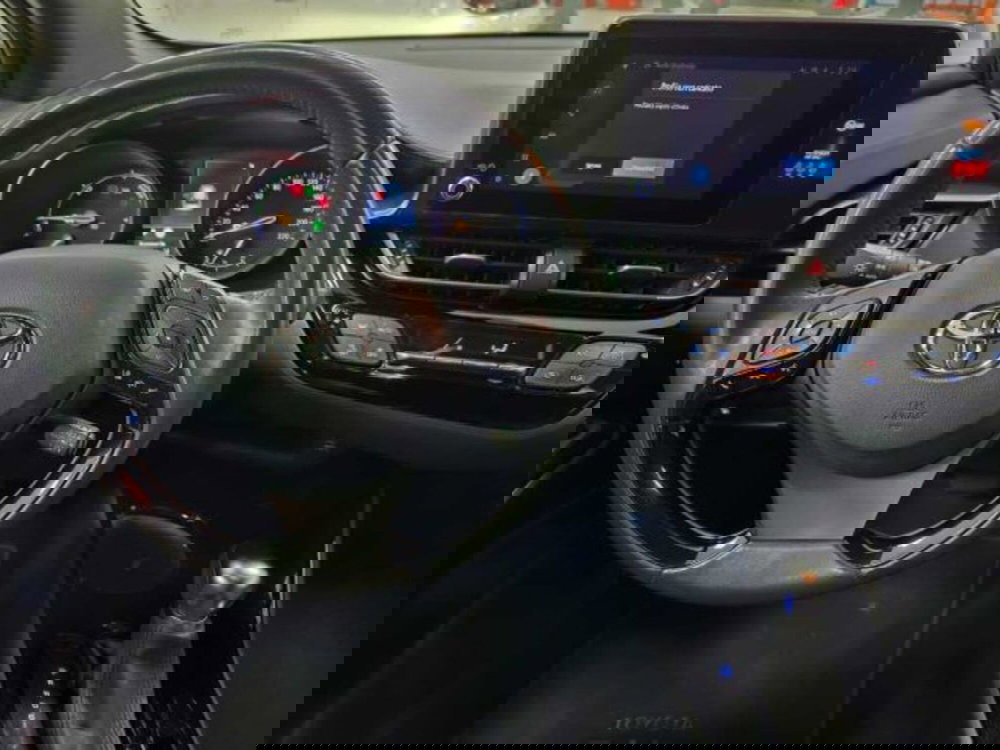 Toyota Toyota C-HR usata a Caltanissetta (10)