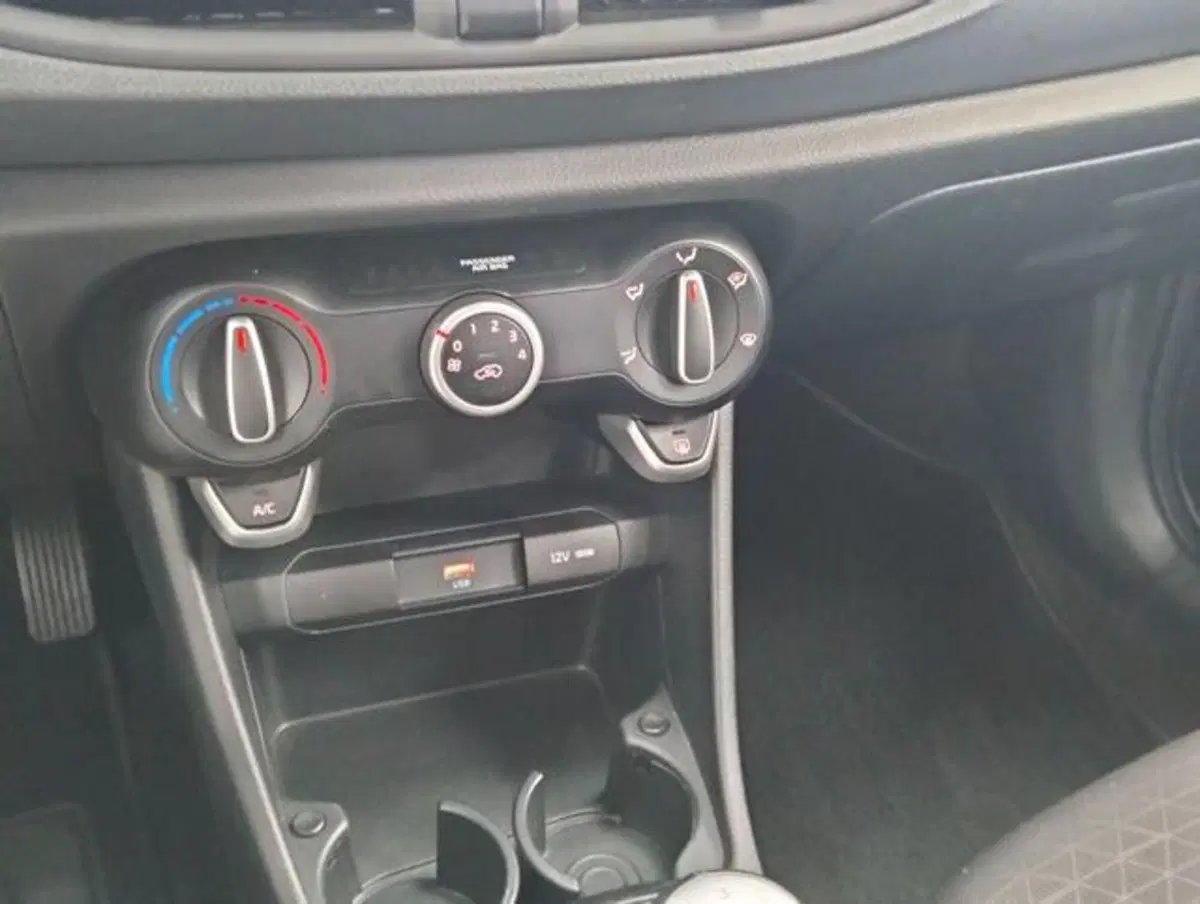 Kia Picanto usata a Como (15)