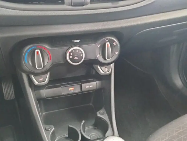 Kia Picanto usata a Como (15)