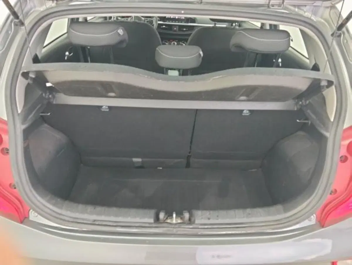 Kia Picanto usata a Como (16)