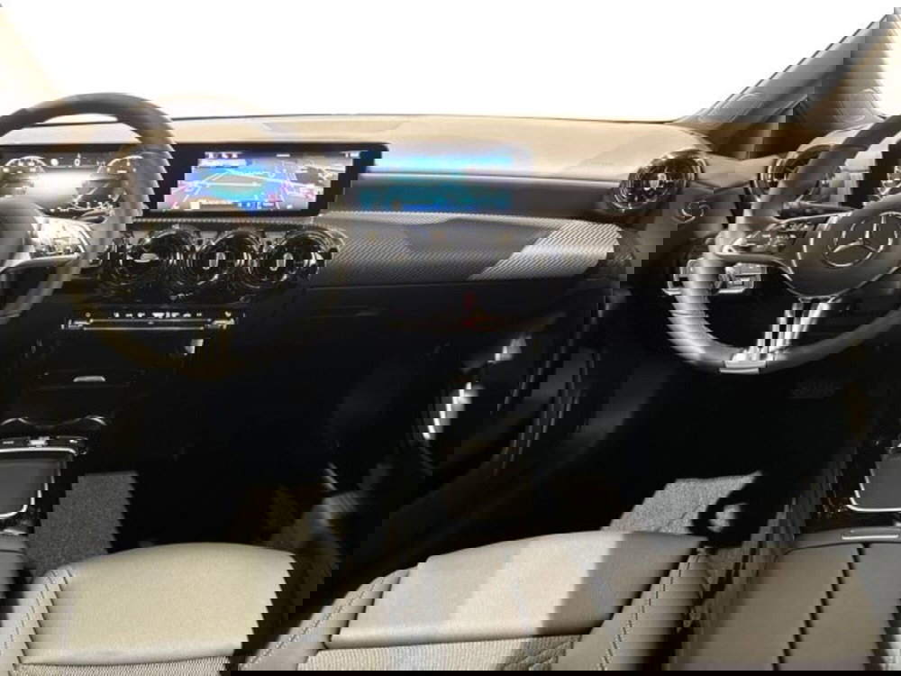 Mercedes-Benz Classe A Sedan nuova a Bologna (13)