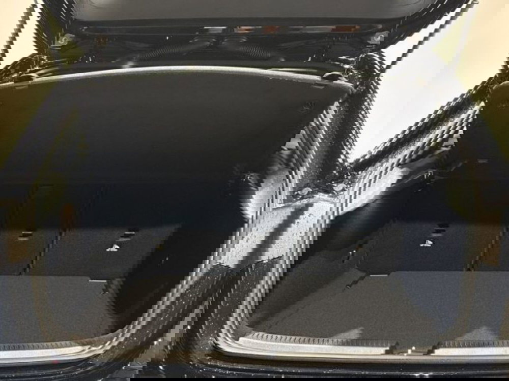 Mercedes-Benz Classe A Sedan nuova a Bologna (7)