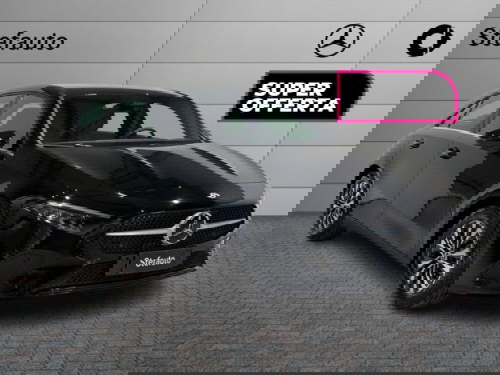 Mercedes-Benz Classe A Sedan nuova a Bologna